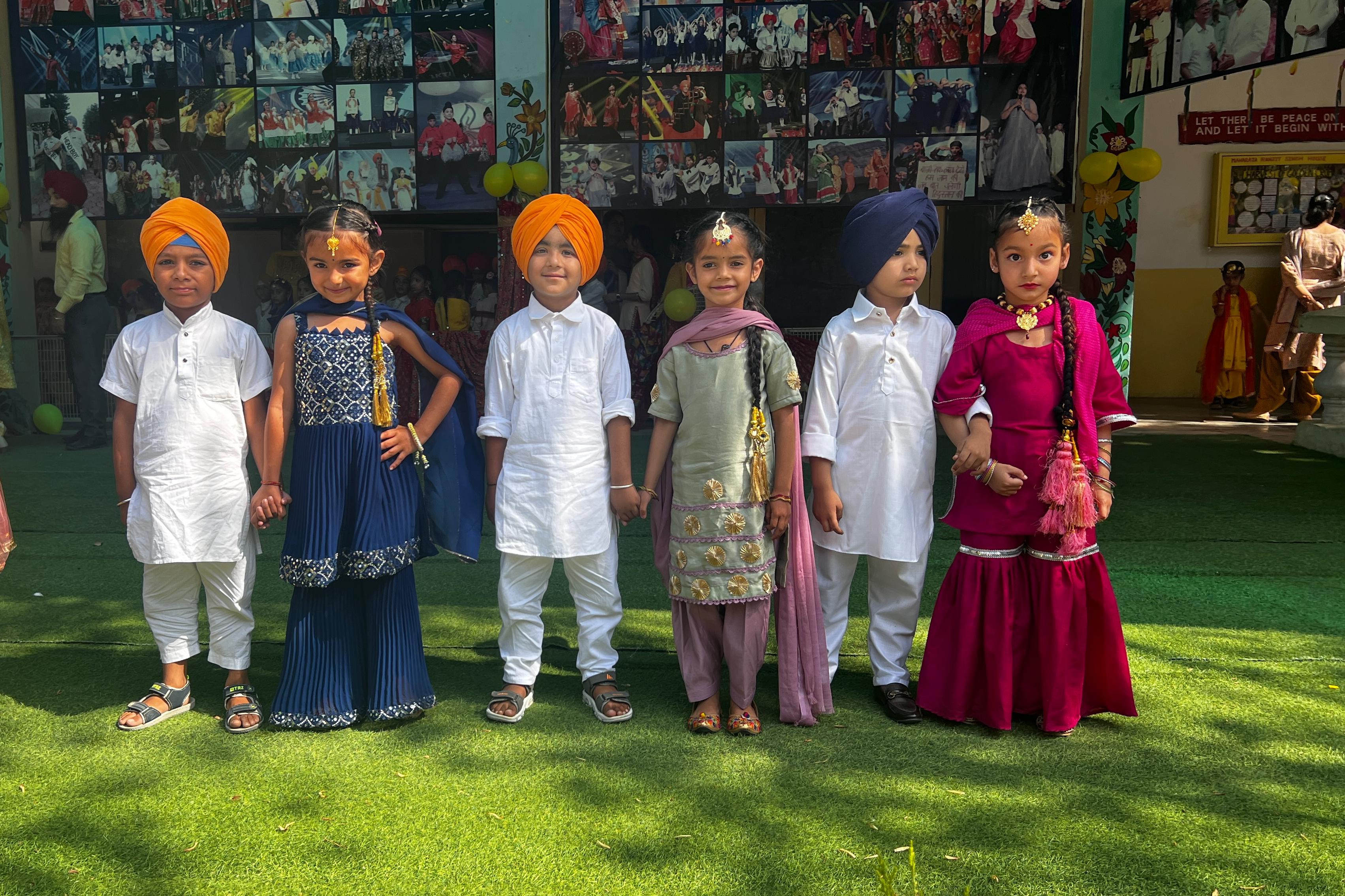 Basant 2025 - Students enjoying music